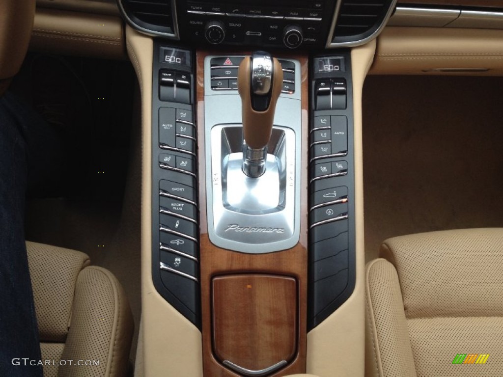 2011 Porsche Panamera 4S Transmission Photos
