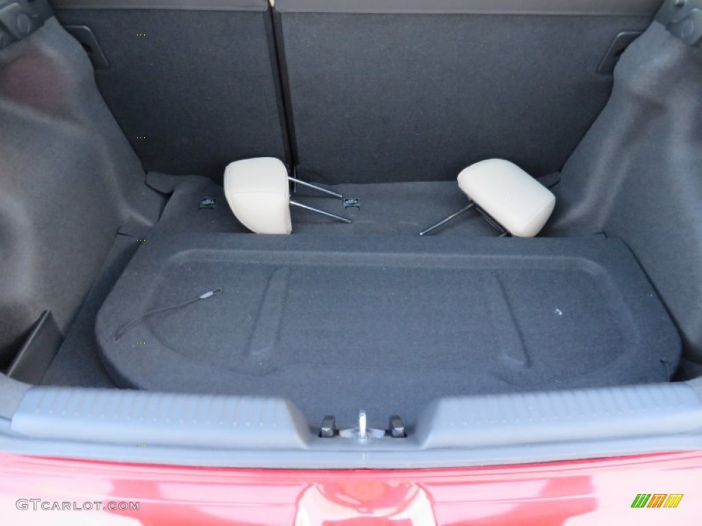 2013 Elantra GT - Volcanic Red / Beige photo #19