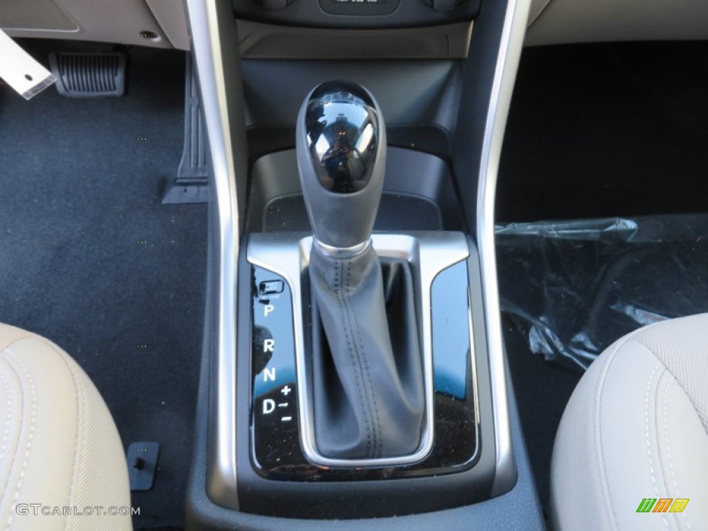 2013 Elantra GT - Volcanic Red / Beige photo #29