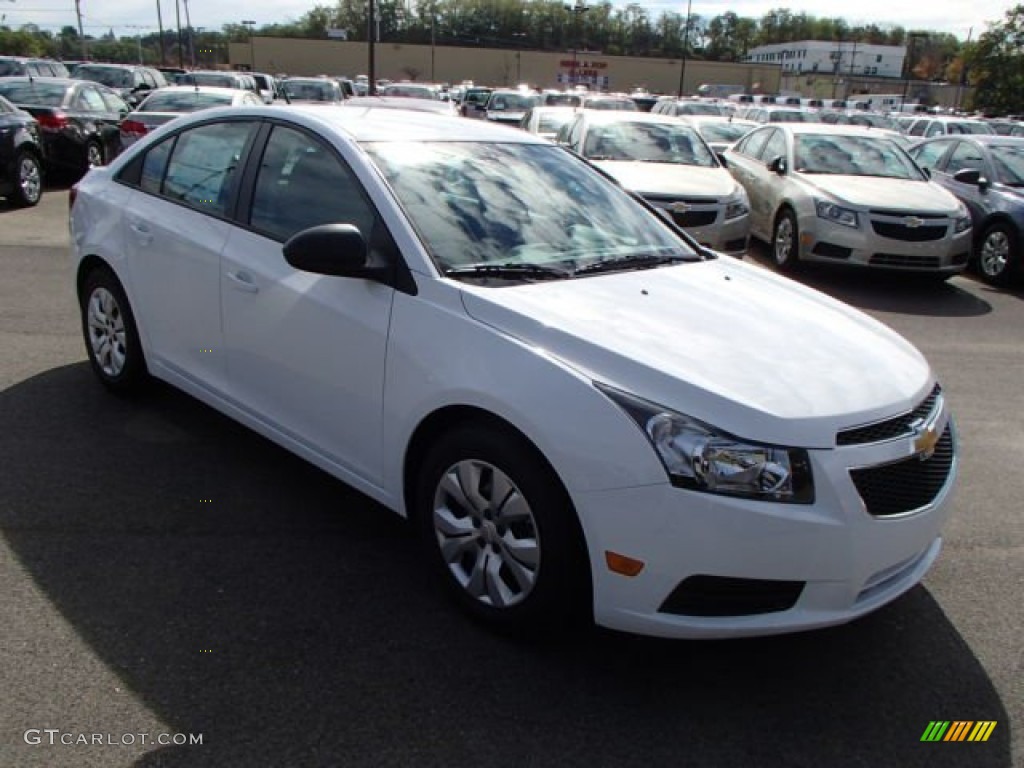 2014 Cruze LS - Summit White / Jet Black/Medium Titanium photo #3