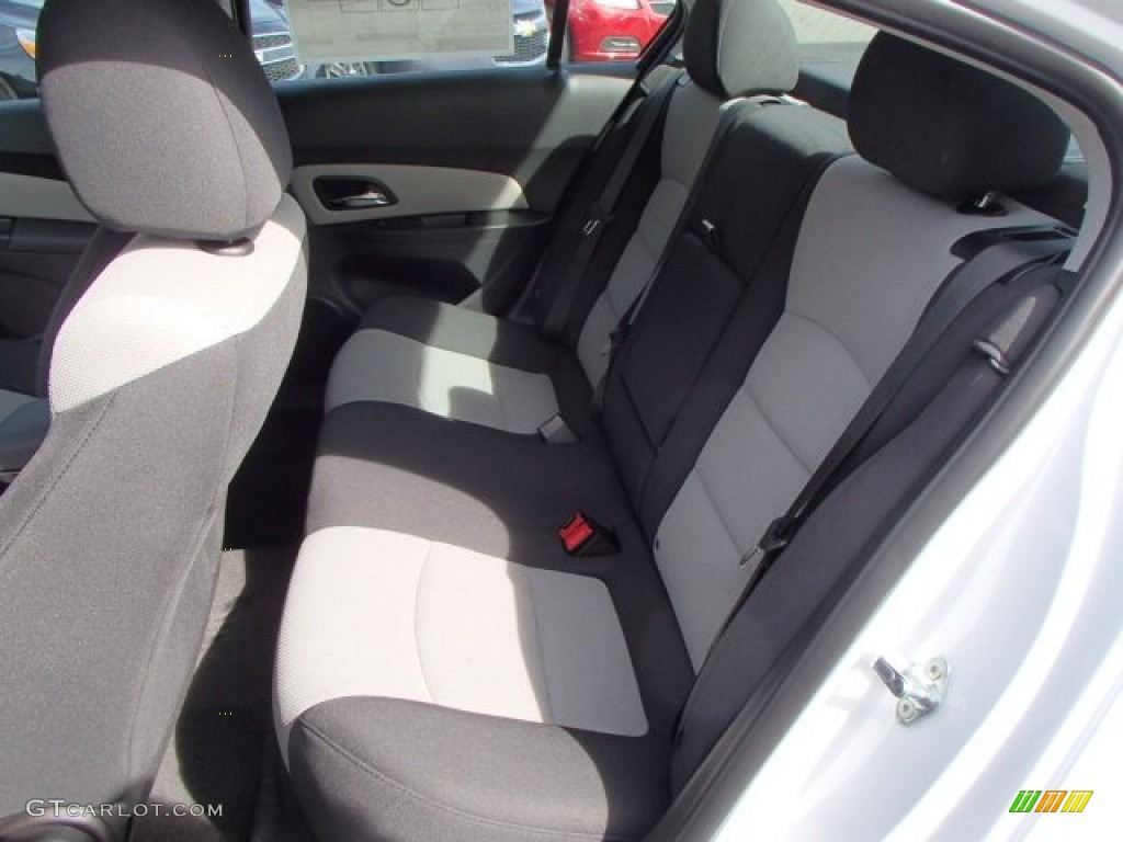 2014 Cruze LS - Summit White / Jet Black/Medium Titanium photo #12