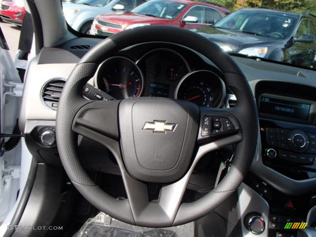 2014 Cruze LS - Summit White / Jet Black/Medium Titanium photo #18