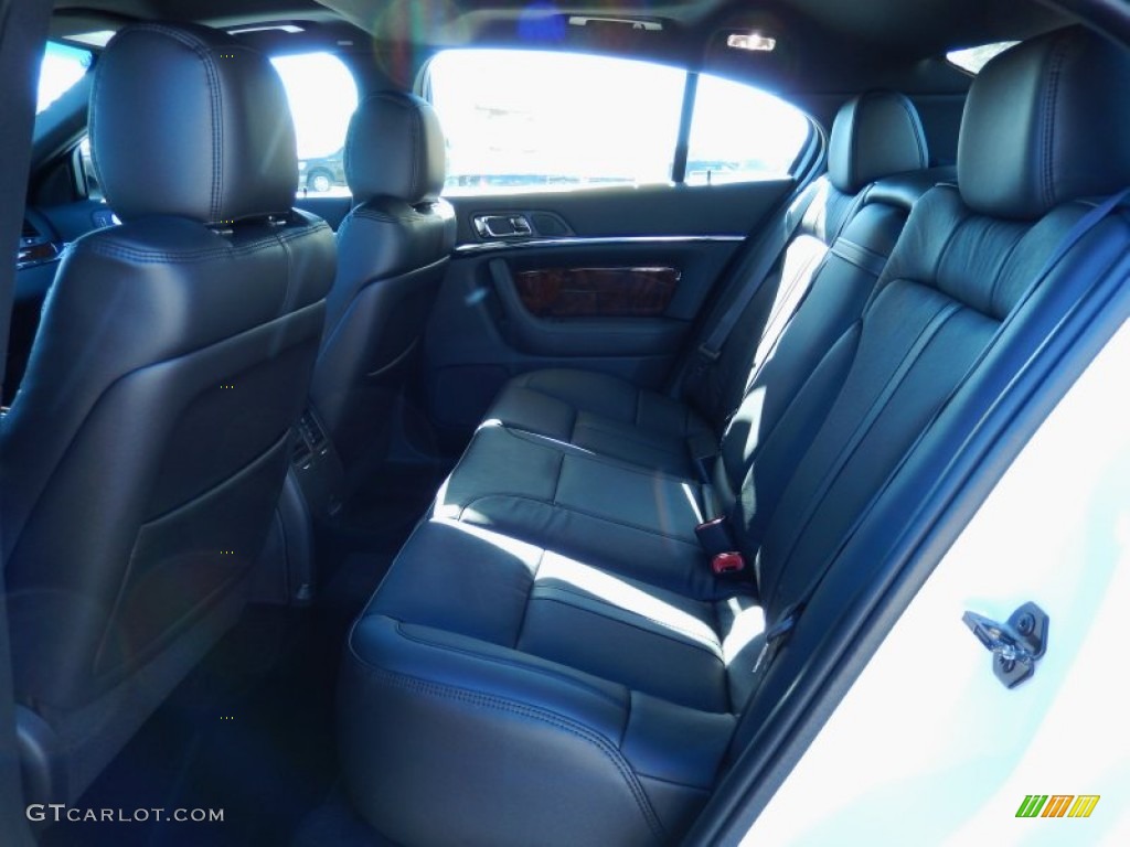 2014 Lincoln MKS FWD Rear Seat Photo #86702772