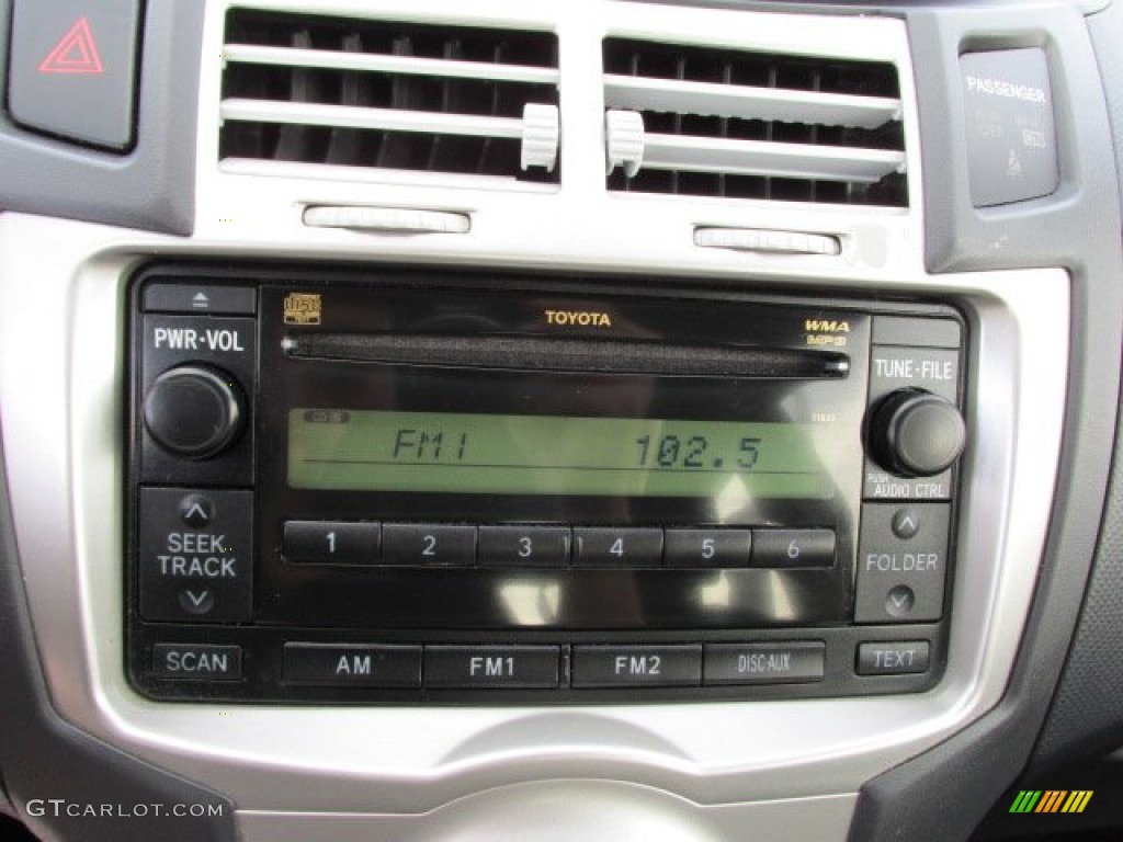 2008 Toyota Yaris S 3 Door Liftback Audio System Photos