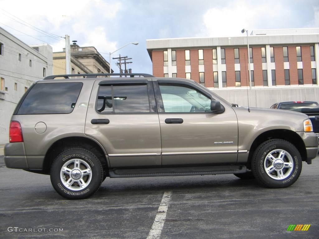 2004 Explorer XLT 4x4 - Mineral Grey Metallic / Medium Parchment photo #7