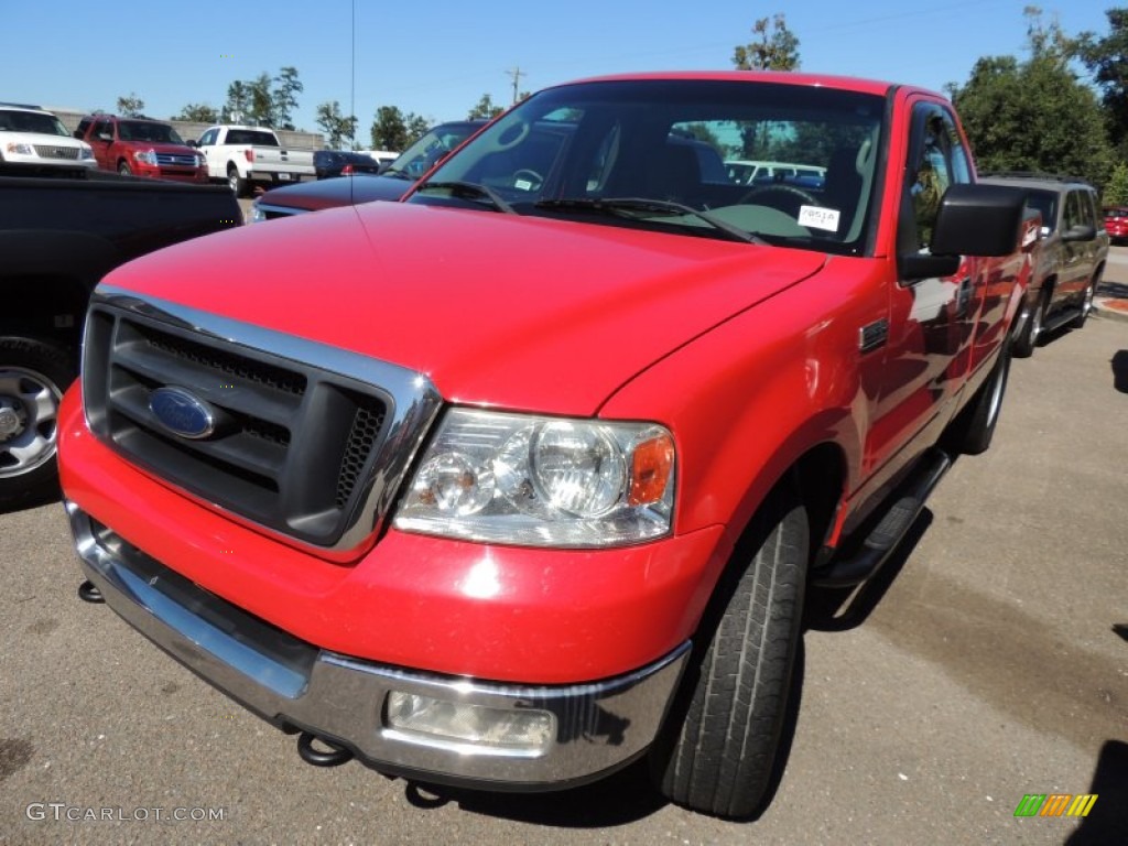 2004 F150 XL Regular Cab 4x4 - Bright Red / Dark Flint photo #2