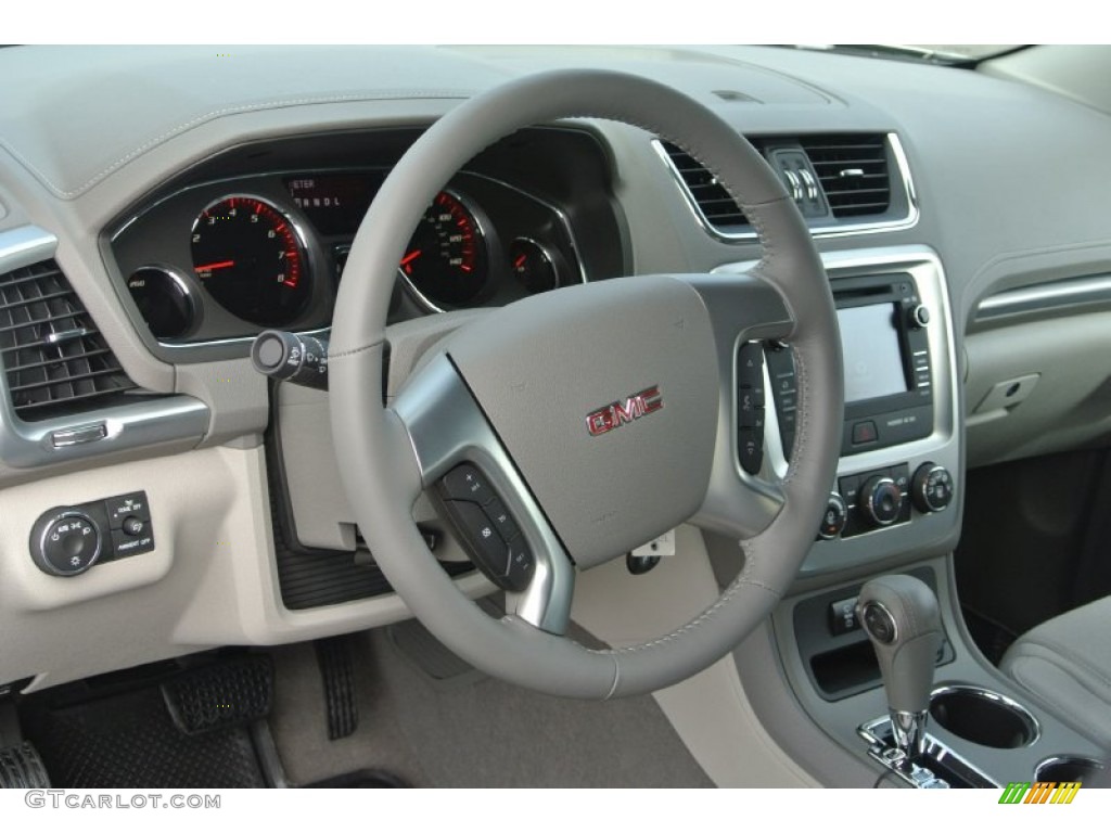 2014 GMC Acadia SLE Steering Wheel Photos