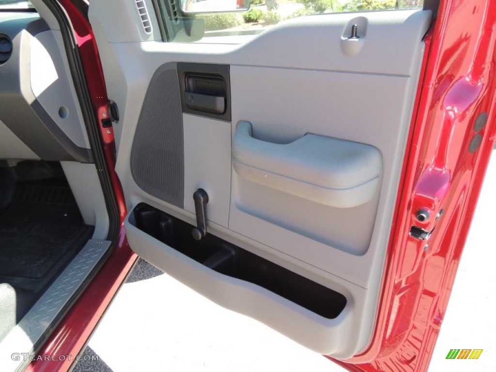 2007 F150 XL Regular Cab - Redfire Metallic / Medium Flint photo #7