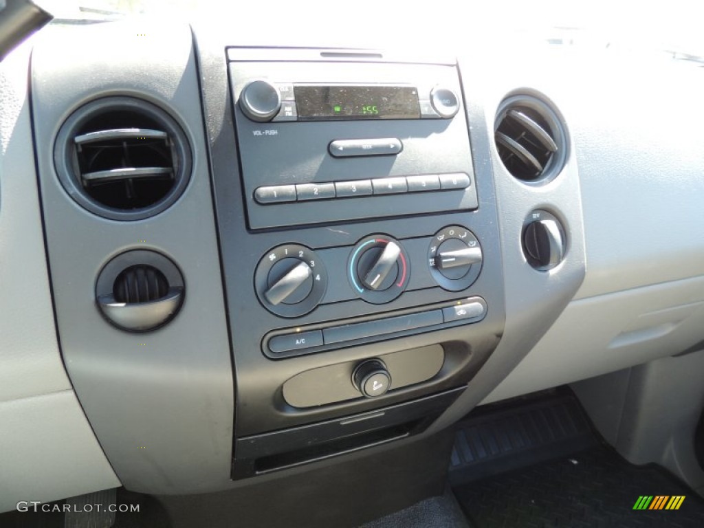 2007 F150 XL Regular Cab - Redfire Metallic / Medium Flint photo #16