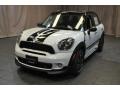 Light White - Cooper S Countryman Photo No. 1