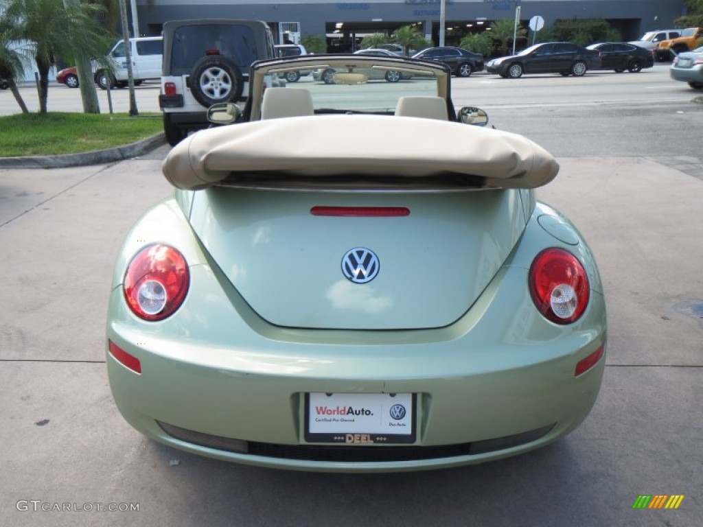 2009 New Beetle 2.5 Convertible - Gecko Green Metallic / Cream photo #4