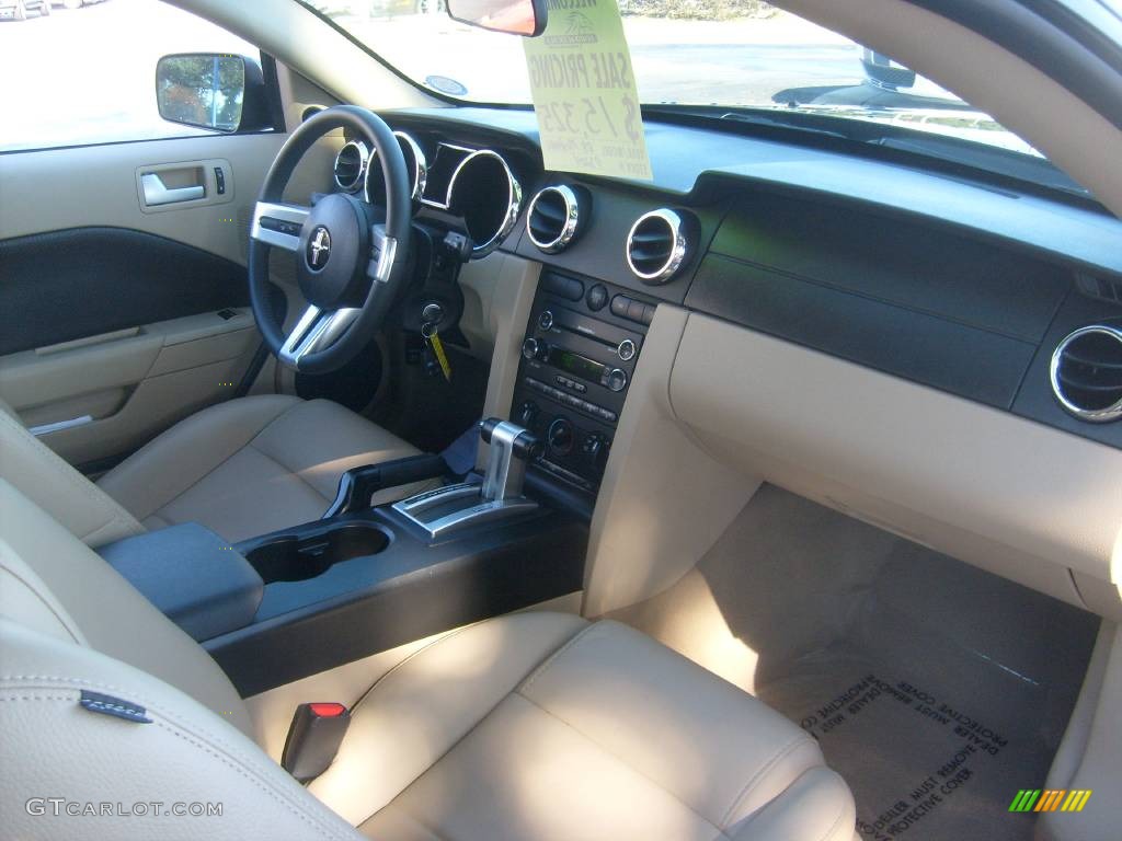 2008 Mustang V6 Premium Coupe - Alloy Metallic / Light Graphite photo #17