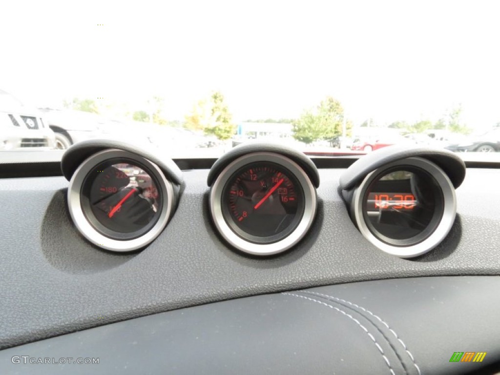 2014 Nissan 370Z Sport Touring Coupe Gauges Photo #86713131