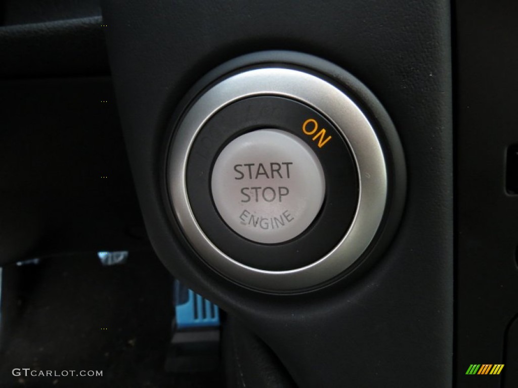 2014 Nissan 370Z Sport Touring Coupe Controls Photo #86713174