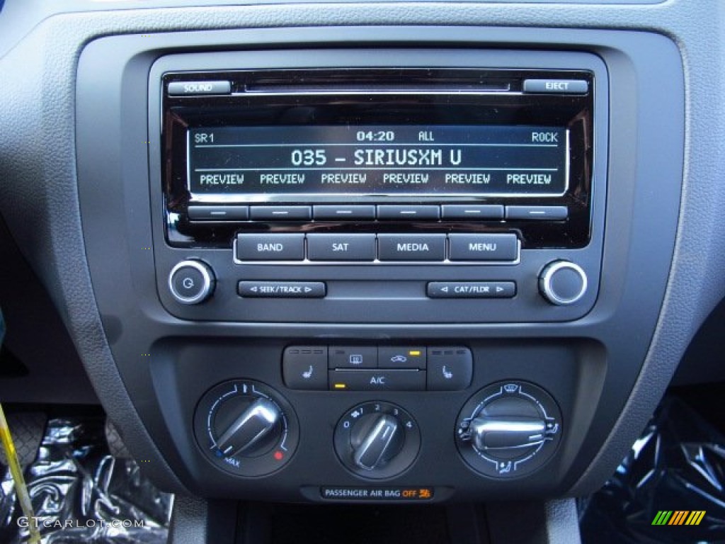 2014 Volkswagen Jetta TDI Sedan Controls Photo #86713902
