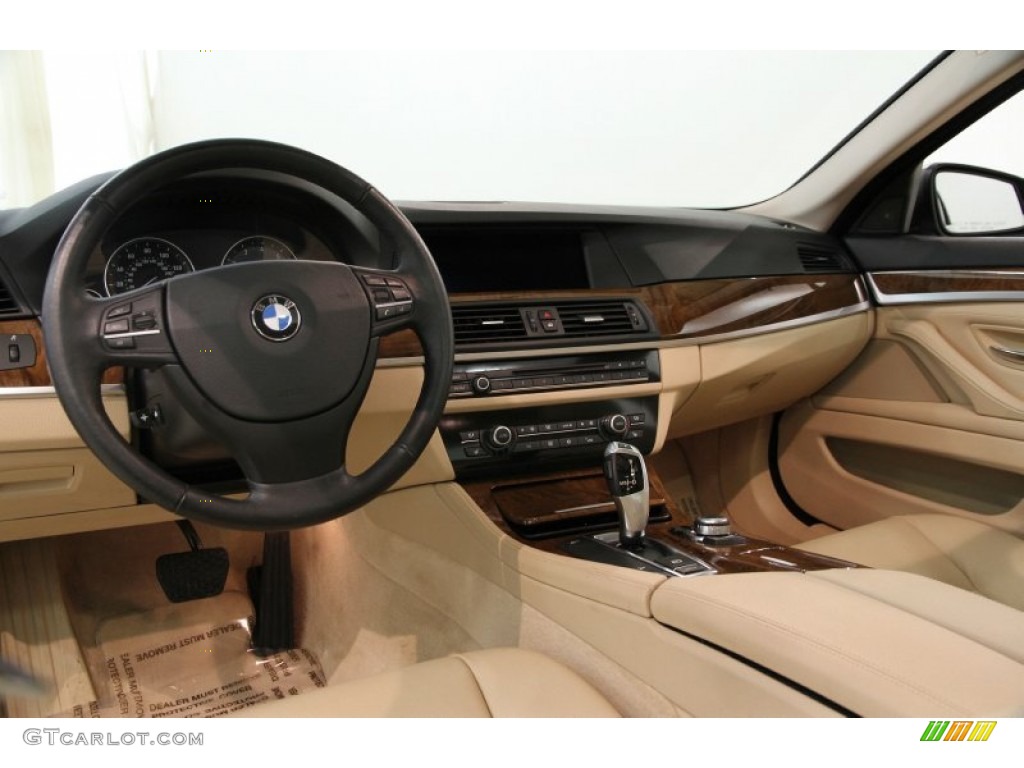 2011 BMW 5 Series 535i xDrive Sedan Venetian Beige Dashboard Photo #86714496