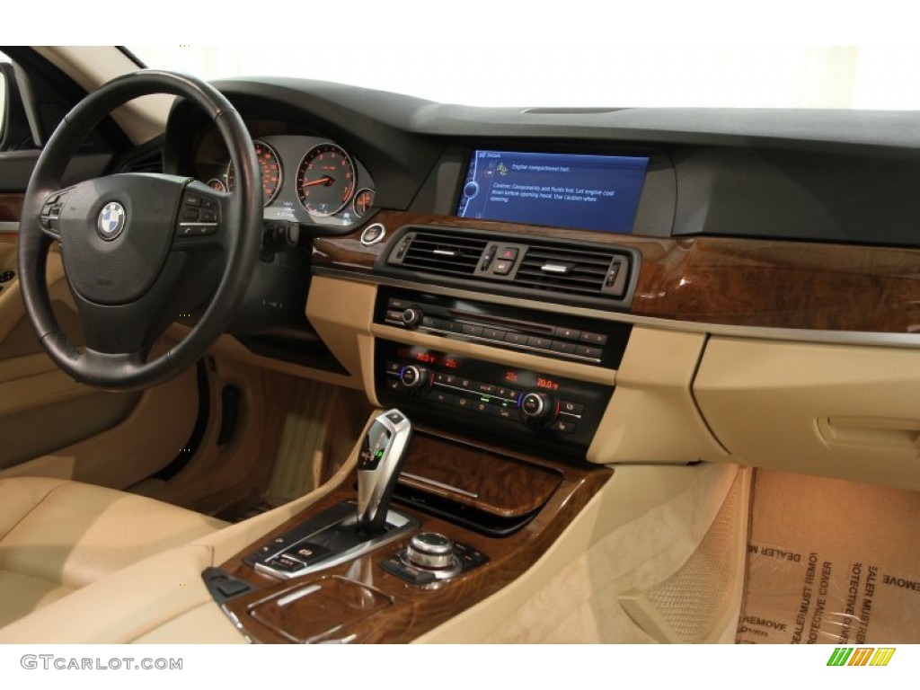 2011 BMW 5 Series 535i xDrive Sedan Venetian Beige Dashboard Photo #86714949