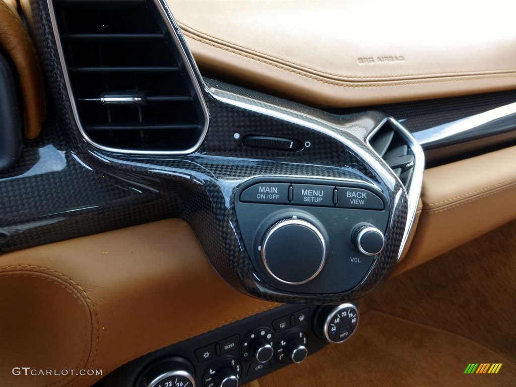 2010 Ferrari 458 Italia Controls Photo #86721585