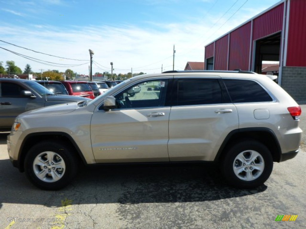 2014 Grand Cherokee Laredo 4x4 - Cashmere Pearl / Morocco Black photo #2