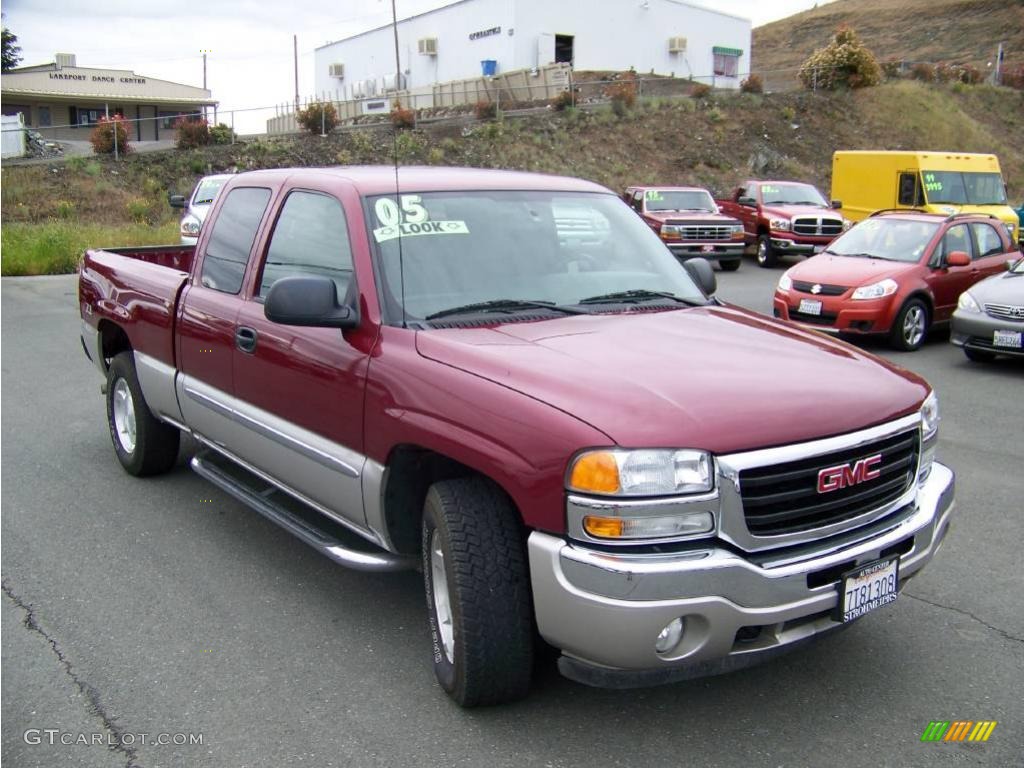 2005 Sierra 1500 SLE Extended Cab 4x4 - Sport Red Metallic / Pewter photo #7