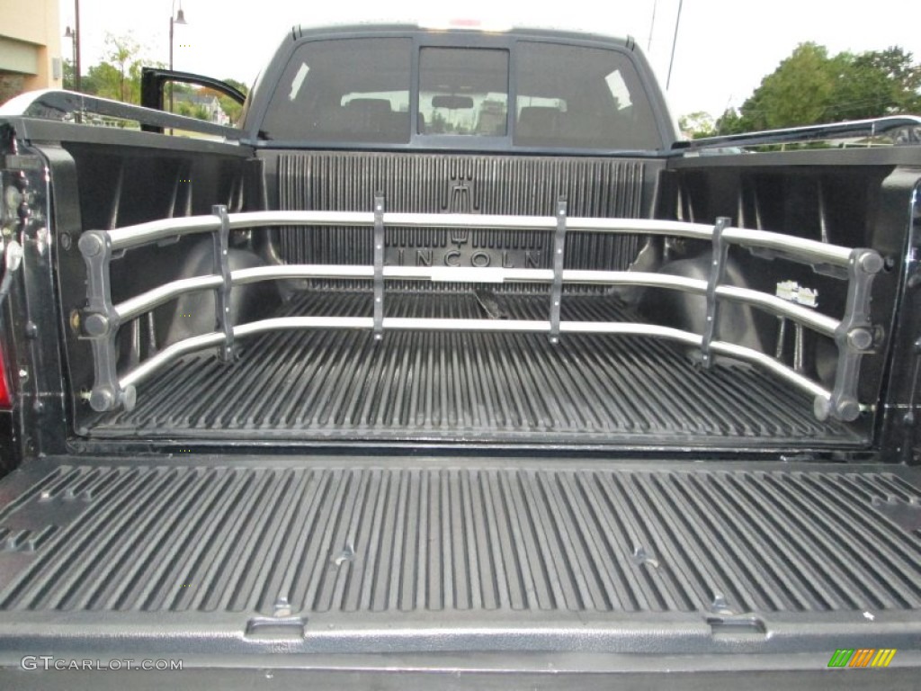 2006 Mark LT SuperCrew 4x4 - Black / Dove Grey photo #7