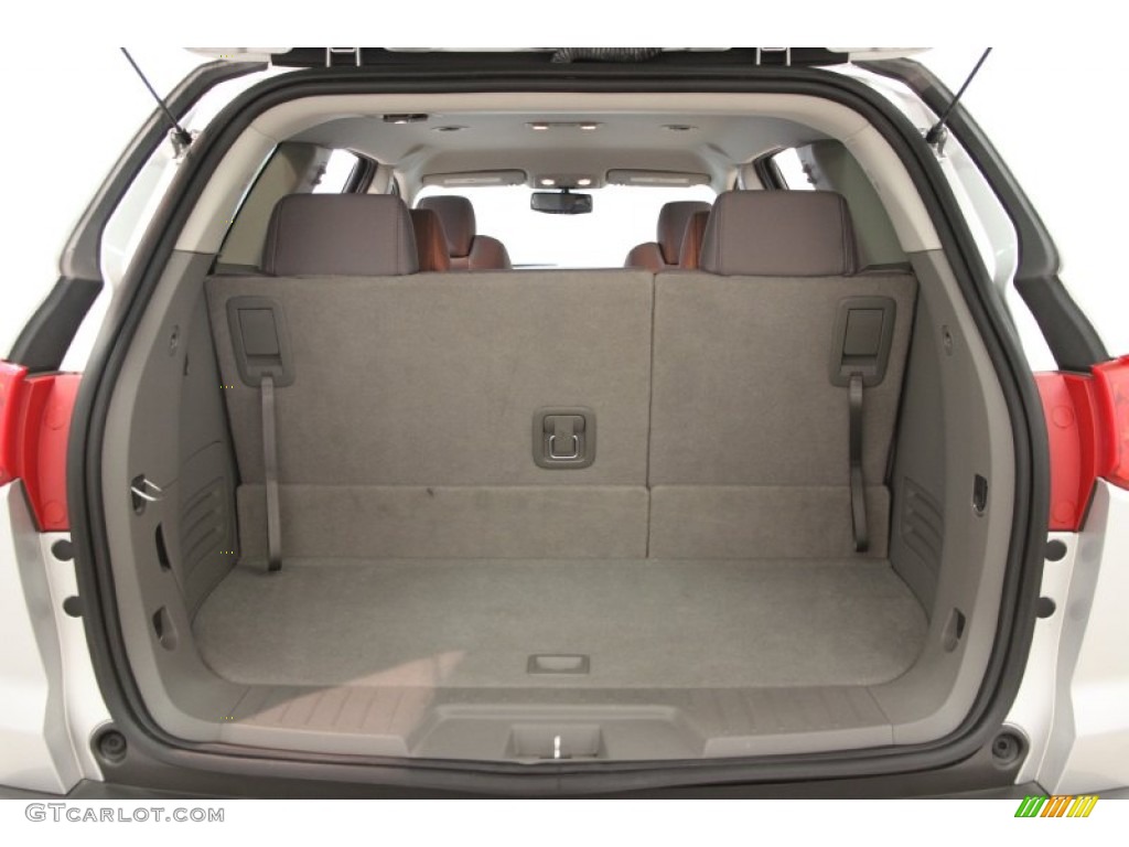 2010 Traverse LT - Silver Ice Metallic / Dark Gray/Light Gray photo #16