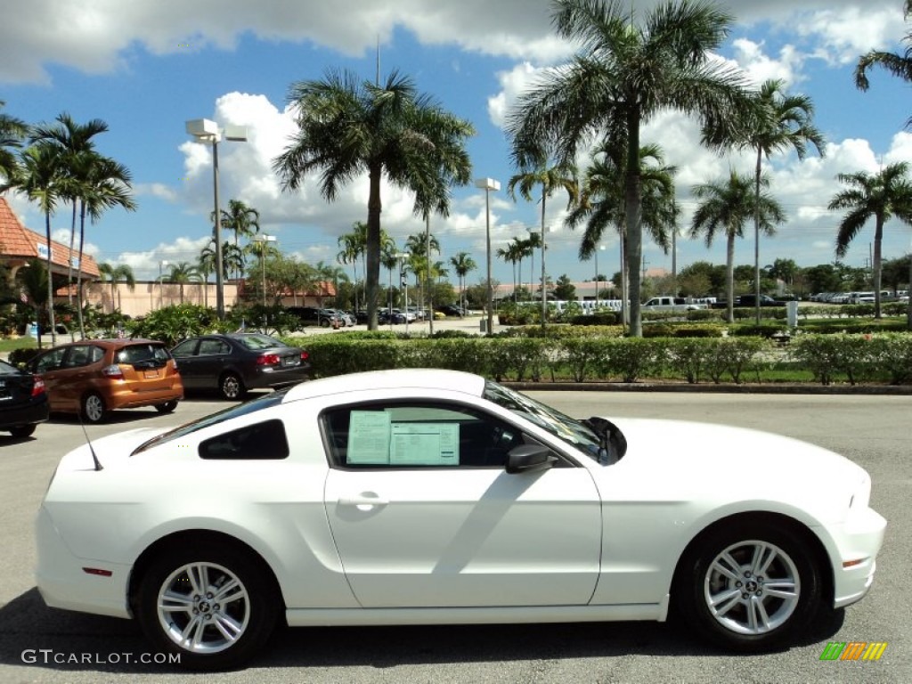 Performance White 2013 Ford Mustang V6 Coupe Exterior Photo #86727744