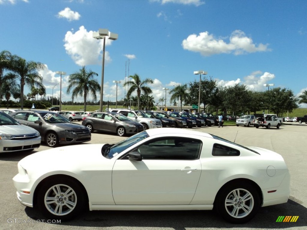 Performance White 2013 Ford Mustang V6 Coupe Exterior Photo #86727924