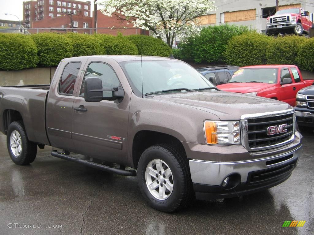 2008 Sierra 1500 SLE Extended Cab 4x4 - Medium Brown Metallic / Dark Titanium photo #8