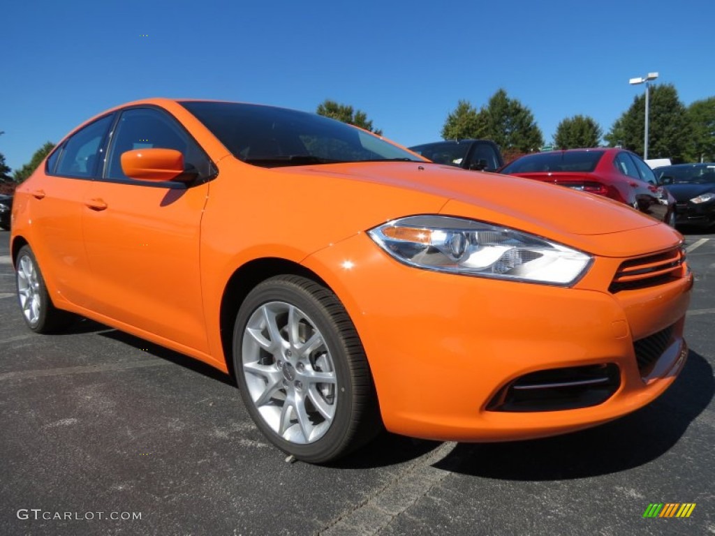 2013 Dart SXT - Header Orange / Black photo #4