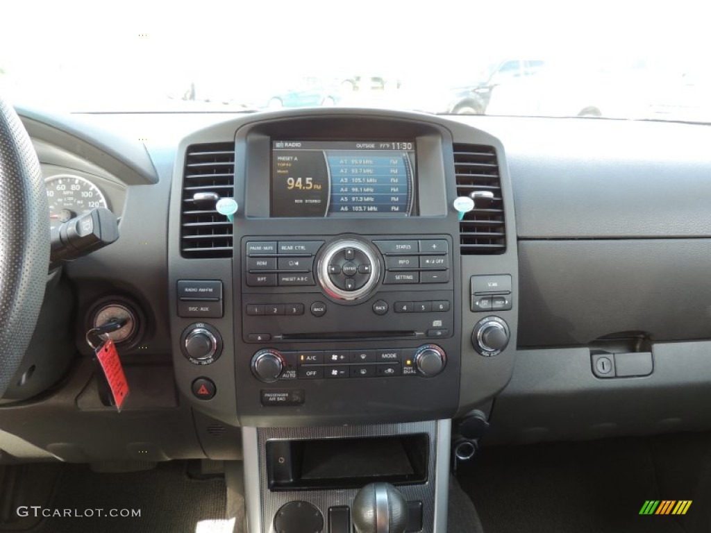 2009 Pathfinder S - Red Brick / Graphite photo #20