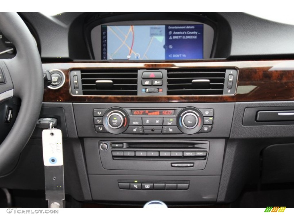 2013 BMW 3 Series 335i Coupe Controls Photo #86732532