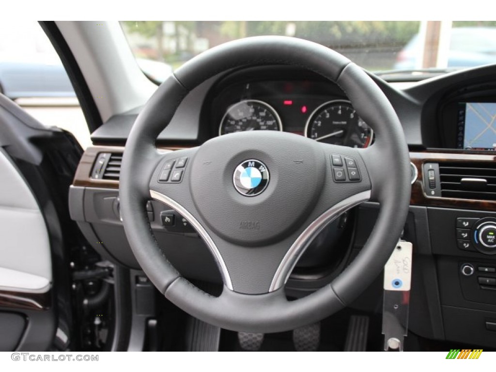 2013 BMW 3 Series 335i Coupe Everest Grey/Black Steering Wheel Photo #86732571