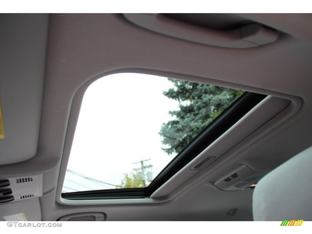2013 BMW 3 Series 335i Coupe Sunroof Photos