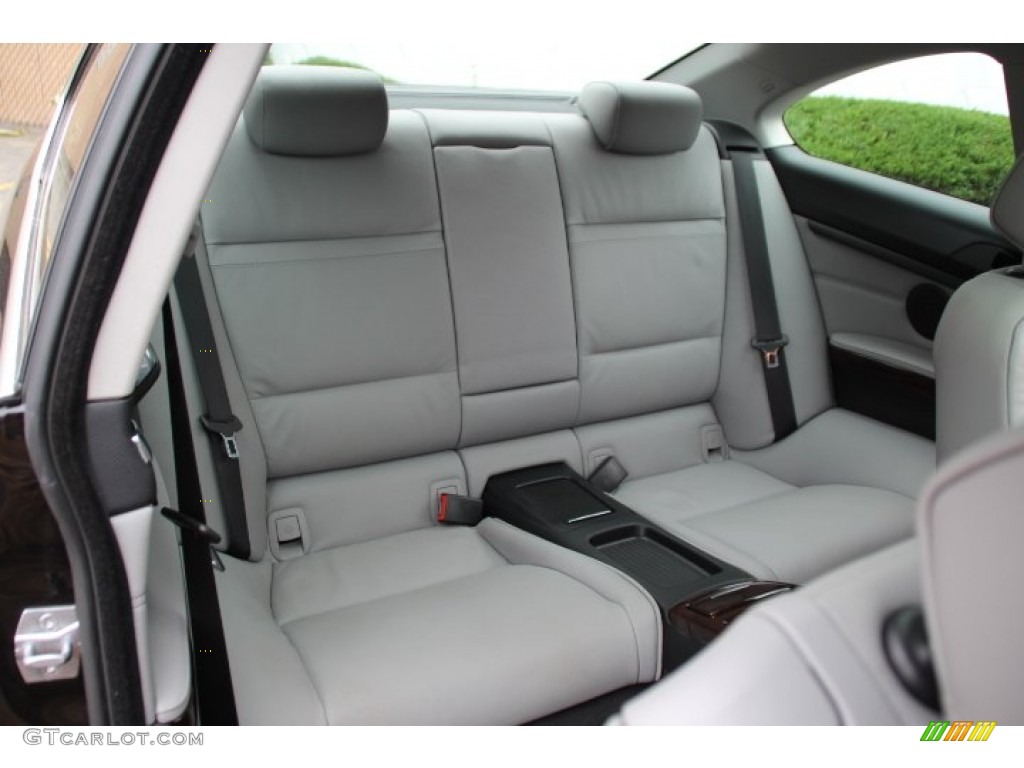 2013 BMW 3 Series 335i Coupe Rear Seat Photo #86732742