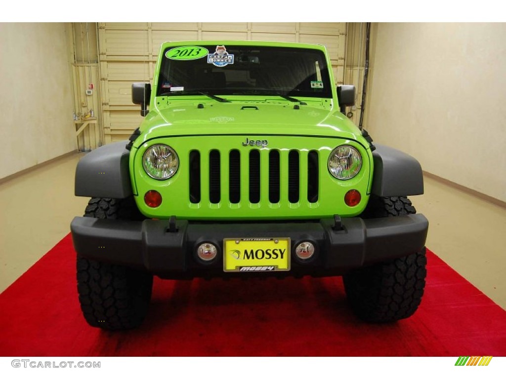 2013 Wrangler Sport 4x4 - Gecko Green / Black photo #2