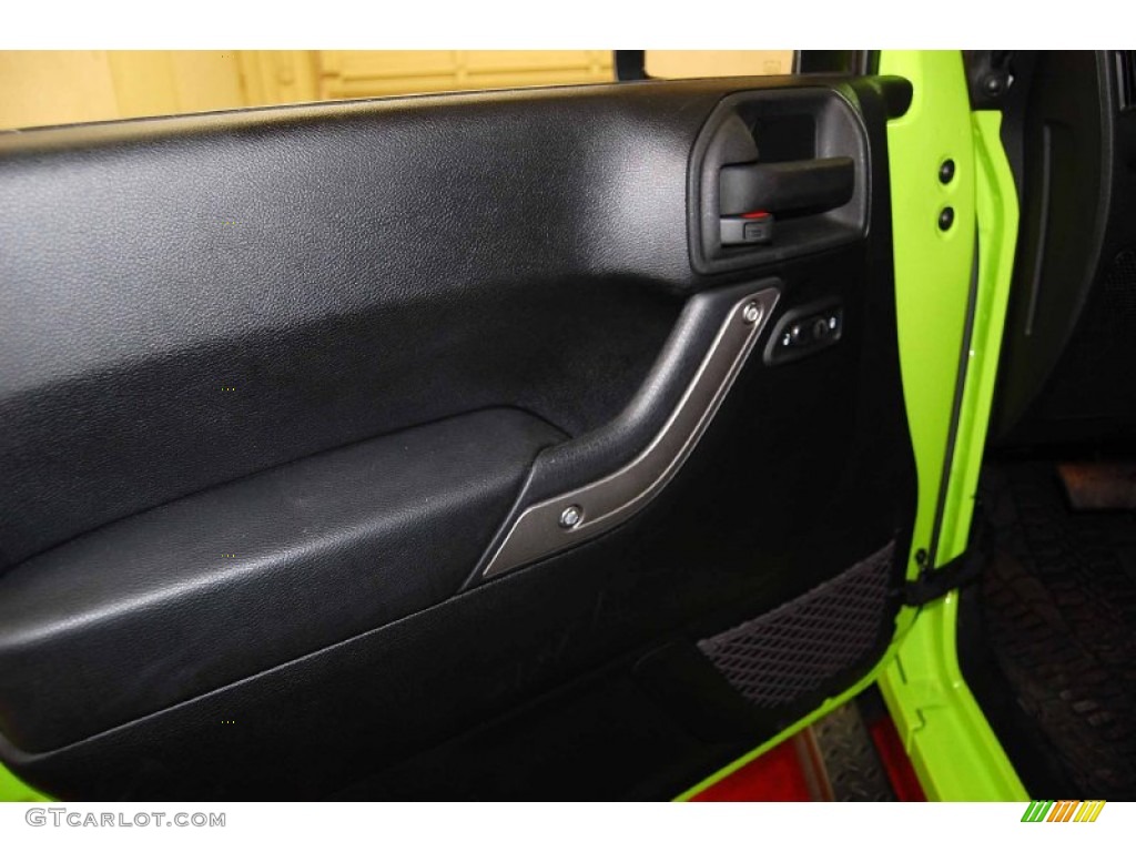 2013 Wrangler Sport 4x4 - Gecko Green / Black photo #12