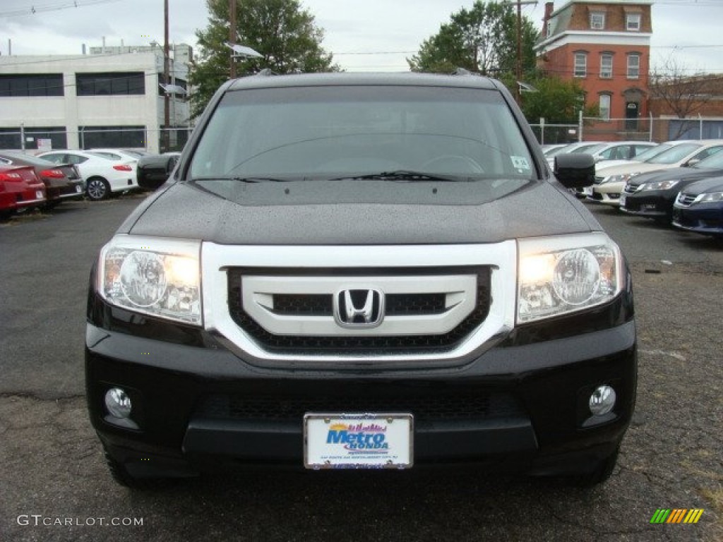 2010 Pilot Touring 4WD - Crystal Black Pearl / Black photo #2