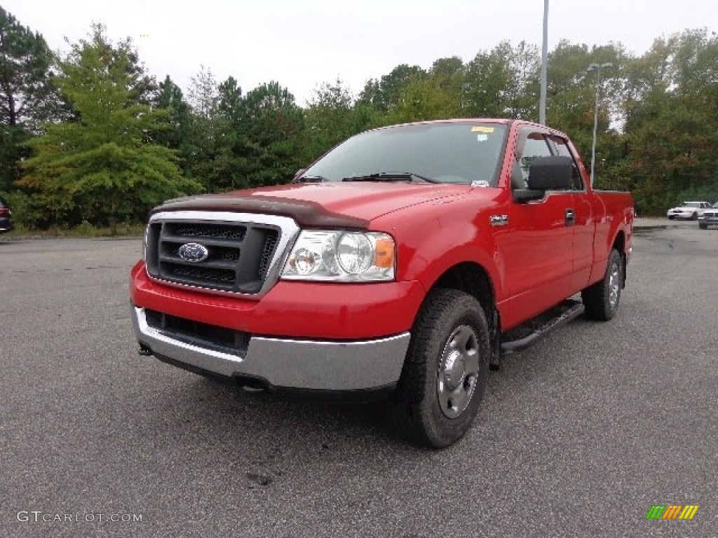 2004 F150 XLT SuperCab 4x4 - Bright Red / Medium/Dark Flint photo #1