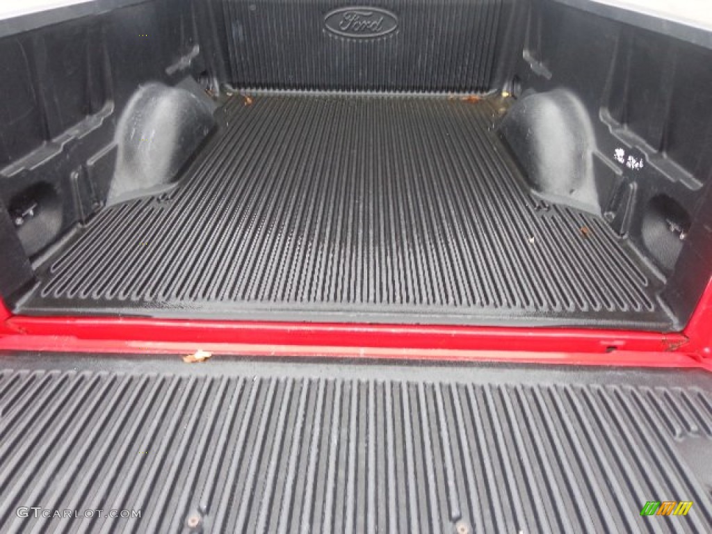 2004 F150 XLT SuperCab 4x4 - Bright Red / Medium/Dark Flint photo #15