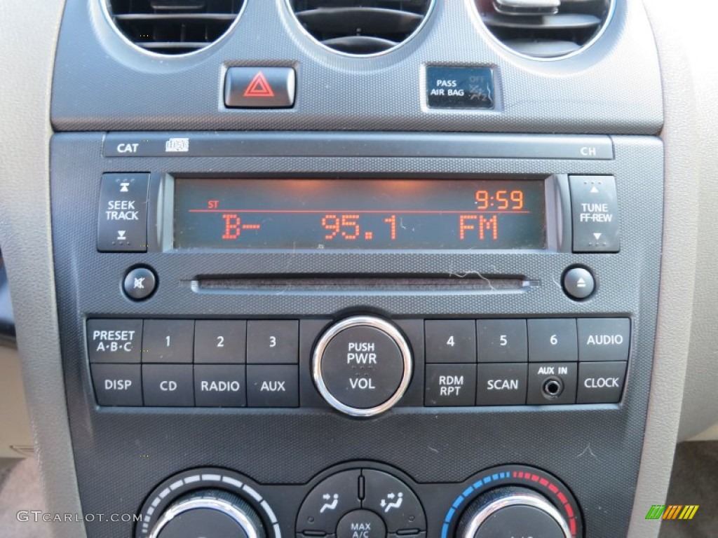 2009 Altima 2.5 S - Sonoran Sand Metallic / Blond photo #42