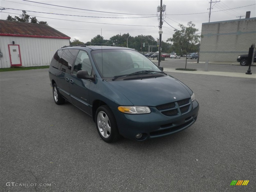 2000 Grand Caravan SE - Shale Green Metallic / Mist Gray photo #1