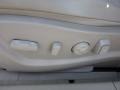 2006 Light Platinum Metallic Cadillac DTS   photo #17
