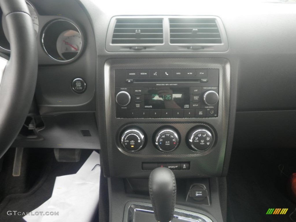 2012 Challenger R/T - Redline 3 Coat Pearl / Dark Slate Gray photo #7