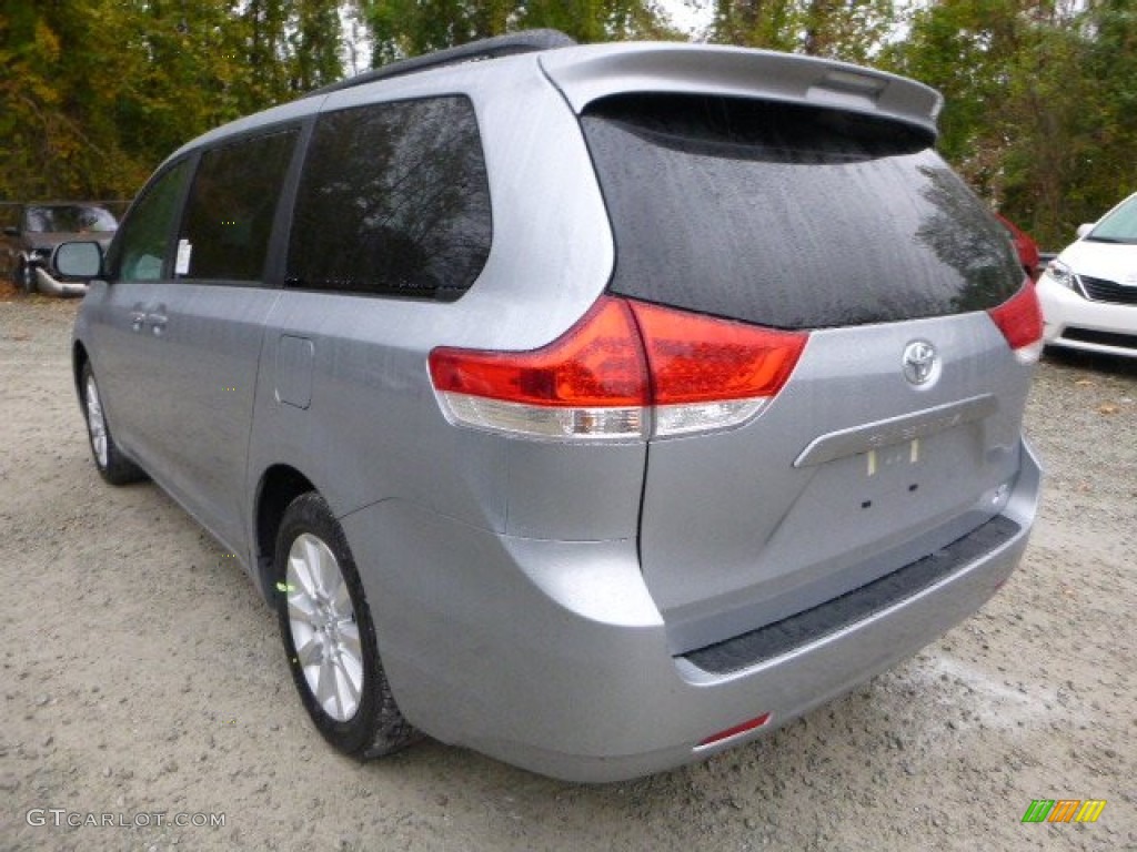 2014 Sienna LE AWD - Silver Sky Metallic / Light Gray photo #5