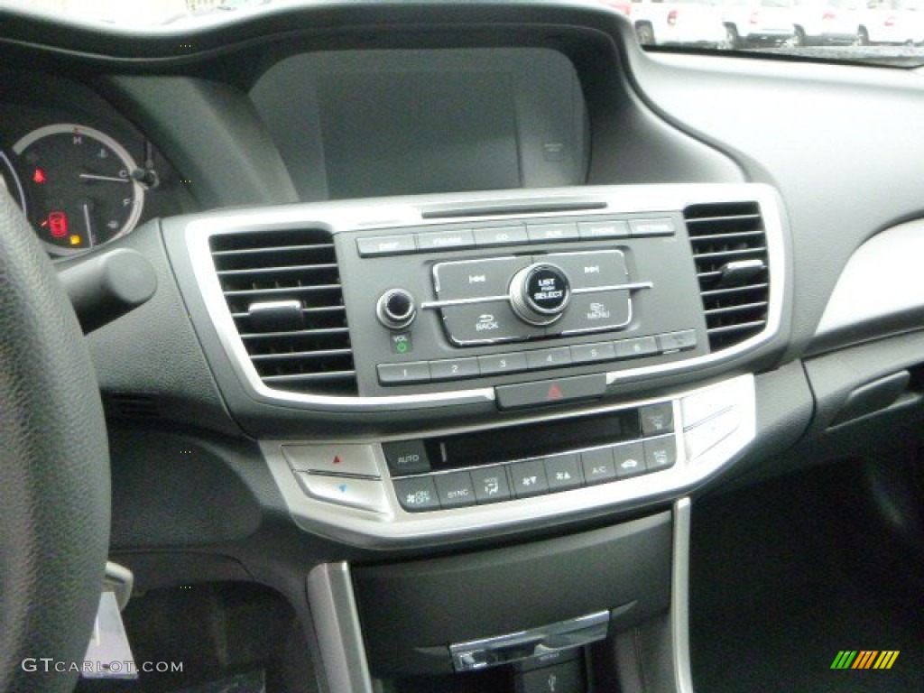 2014 Accord LX Sedan - Modern Steel Metallic / Black photo #18