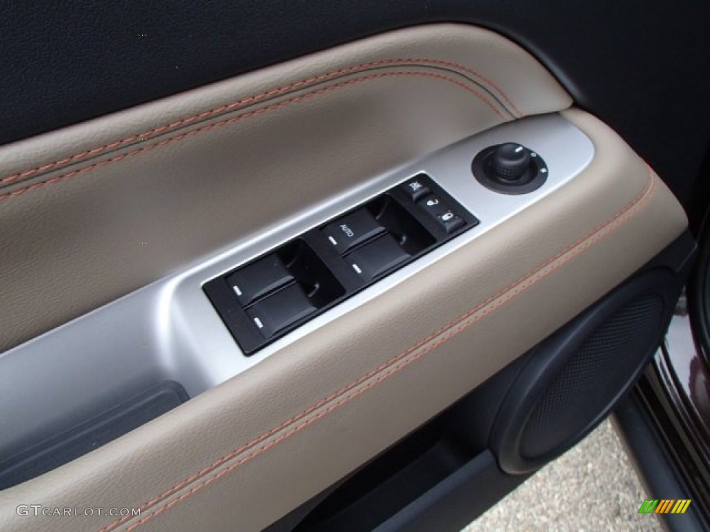 2014 Jeep Compass Latitude 4x4 Controls Photo #86751798