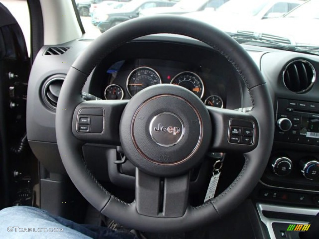 2014 Jeep Compass Latitude 4x4 Dark Slate Gray/Light Pebble Steering Wheel Photo #86751882