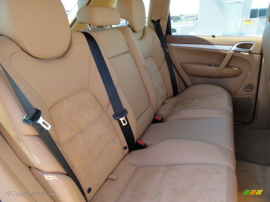 2010 Porsche Cayenne GTS Rear Seat Photo #86753052