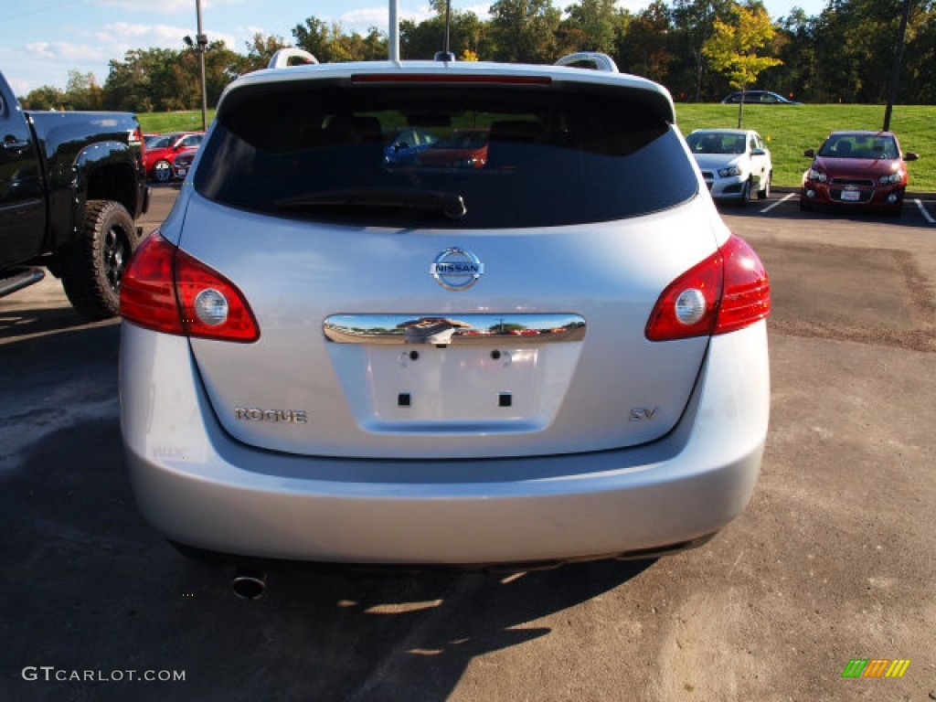 2011 Rogue SV - Silver Ice Metallic / Black photo #6
